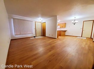 1756 35th St S #F, Fargo, ND 58103