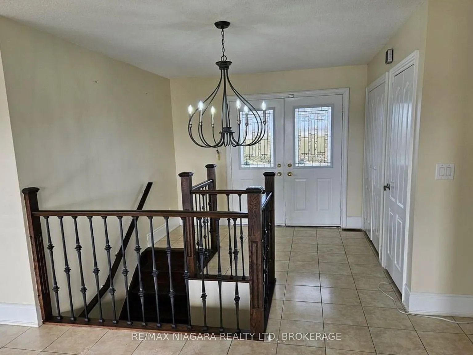 4 bed, $2,500 — Photo 3