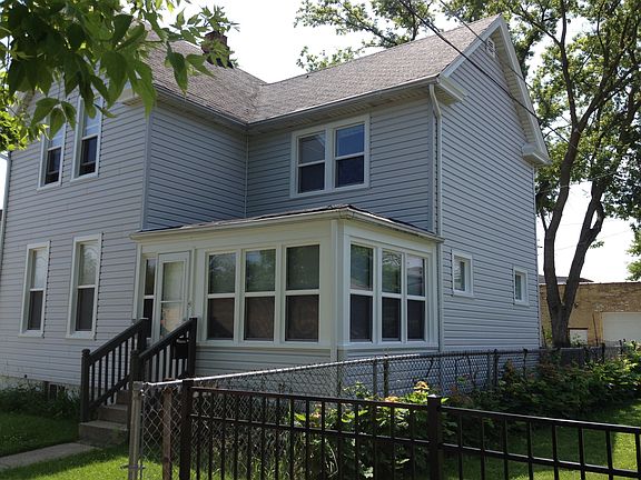 3rd image of 10 N Victory St
