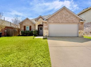 10501 Unity Dr, Fort Worth, TX 76108
