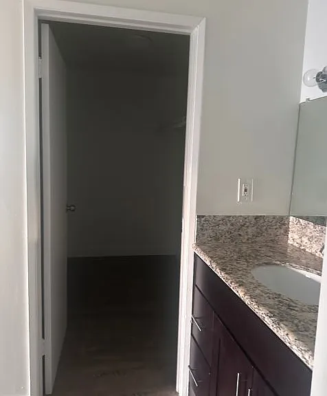 5912 Willoughby Ave #1 — Photo 10