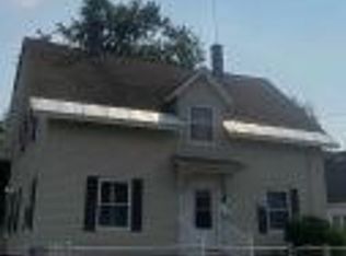 54 Carlisle St, Lowell, MA 01852