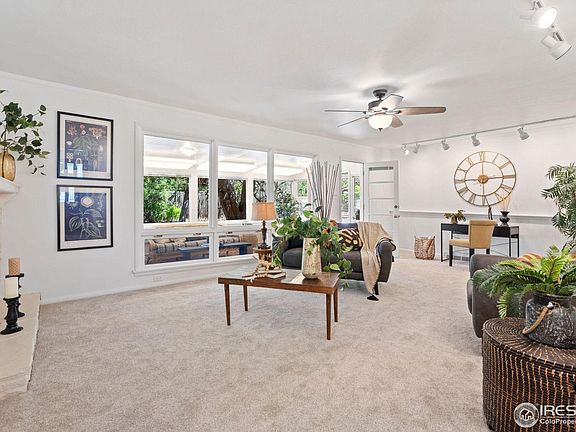 3rd image of 832 Cottonwood Dr