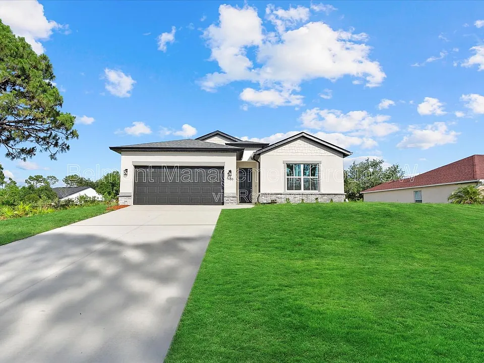 1486 Ardisia St