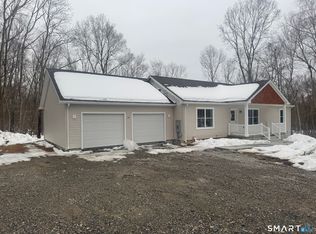 111 Meeting House Ln, Oakdale, CT 06370