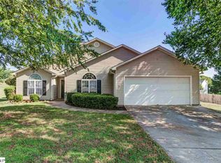 204 Merlin Ct, Simpsonville, SC 29680