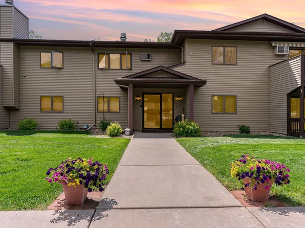 1825 Perlich Ave APT 207, Red Wing, MN 55066