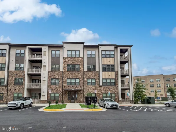 46270 Mount Allen Ter #202, Sterling, VA 20164