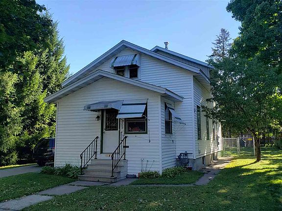 2nd image of 909 S 8th Ave