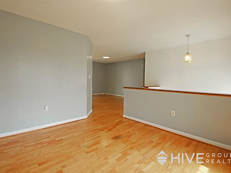 235 Quail Run Dr — Photo 3