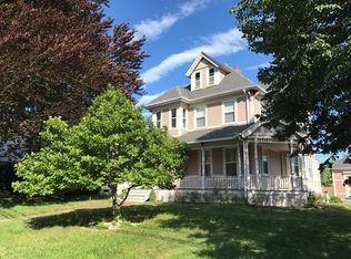 146 Winthrop St, Taunton, MA 02780