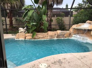 575 107th Ave N, Naples, FL 34108