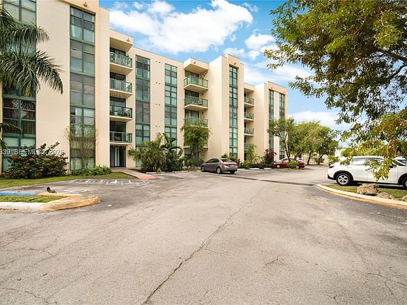 2nd image of 2075 SW 122nd Ave APT 130