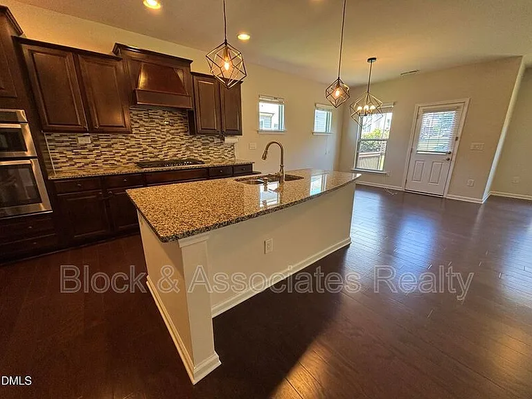 1009 Magnolia Blossom Ln — Photo 33