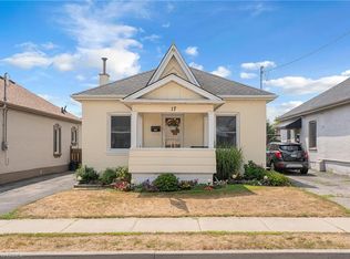 17 Blossie St, Brantford, ON N3S2V7