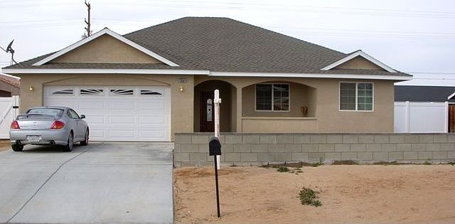 House Front;1/4 acre lot