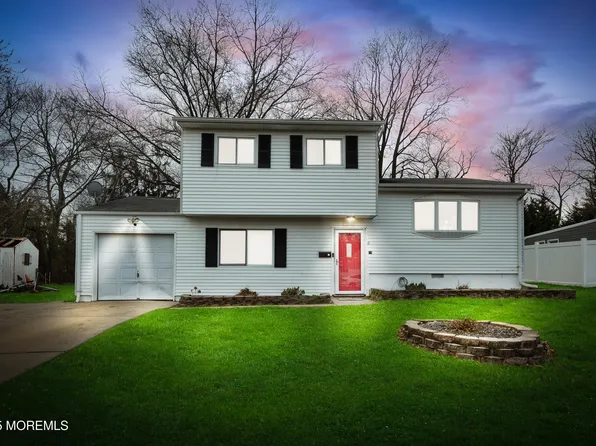 14 Walter Drive, Hazlet, NJ 07730