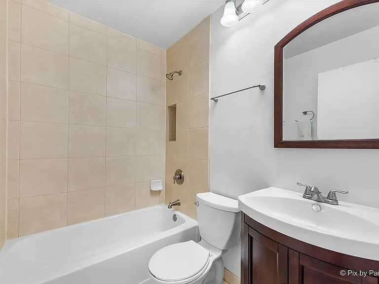 650 Hillview Ct — Photo 22