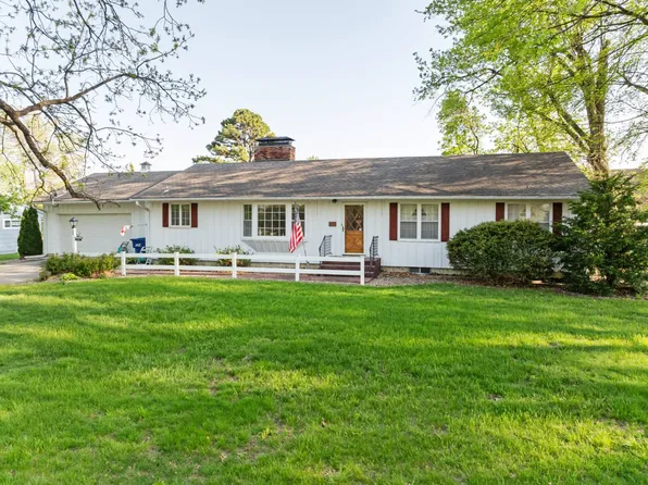 124 Lomax St, Brookfield, MO 64628