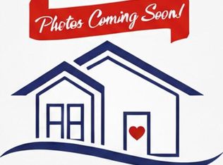 W330N9225 W Shore Dr, Hartland, WI 53029
