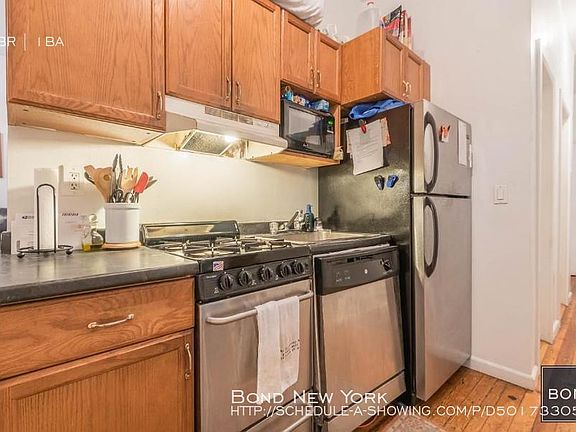 4th image of 34.5 Saint Marks Place