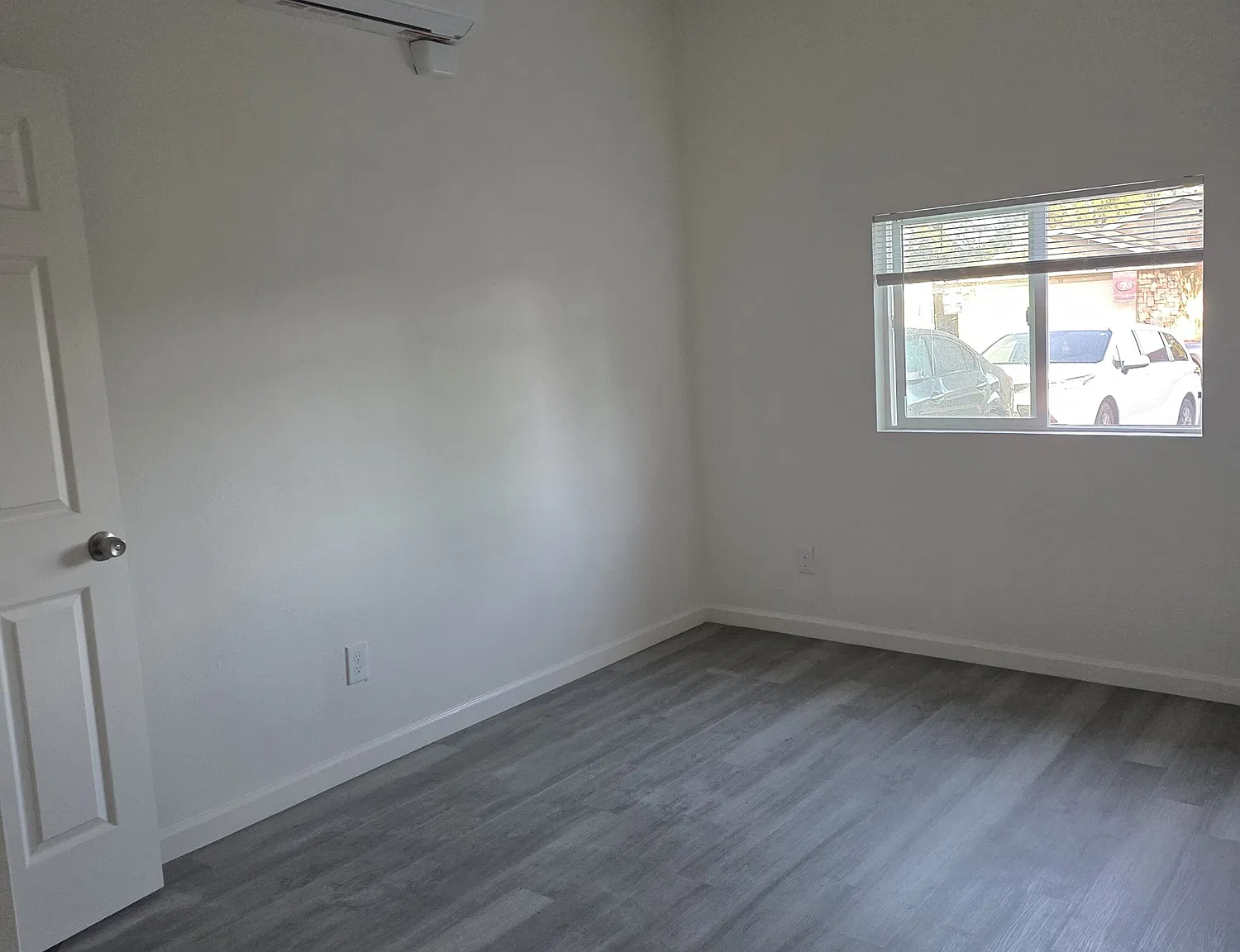 1 bed, 440 sqft, $2,100 — Photo 4