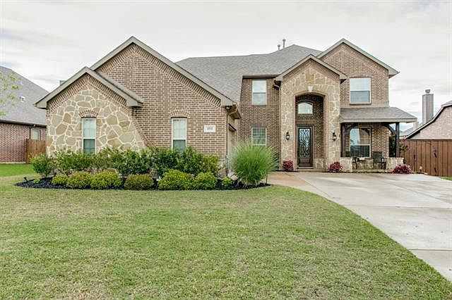 1st image of 5712 Chateau Dr