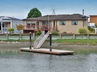 3763 Oceanside Dr, Greenbank, WA 98253