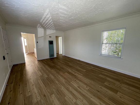 2nd image of 820 N Edinburgh Ave #824