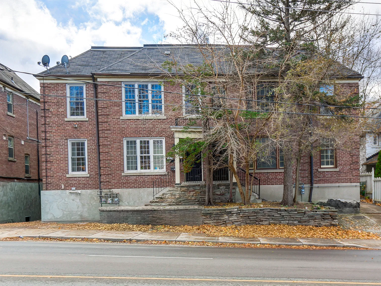 1176 Mt Pleasant Road — Photo 1