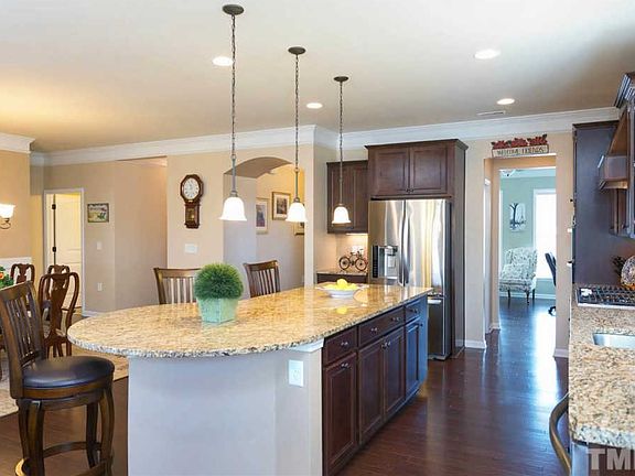 5th image of 2506 Bloomsbury Manor Dr