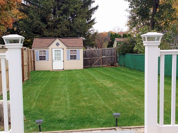 Shed has A/C &120wtt wiring