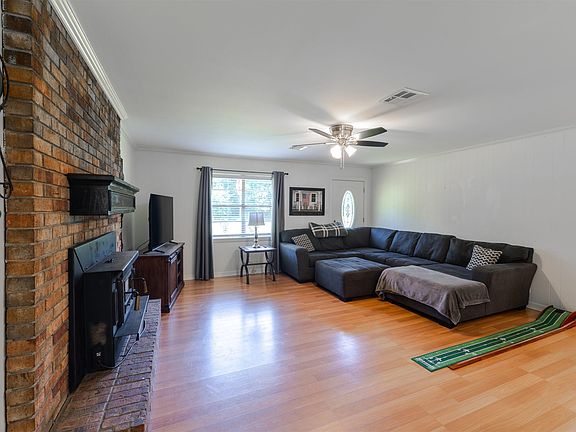 2nd image of 4035 Tisdale Rd