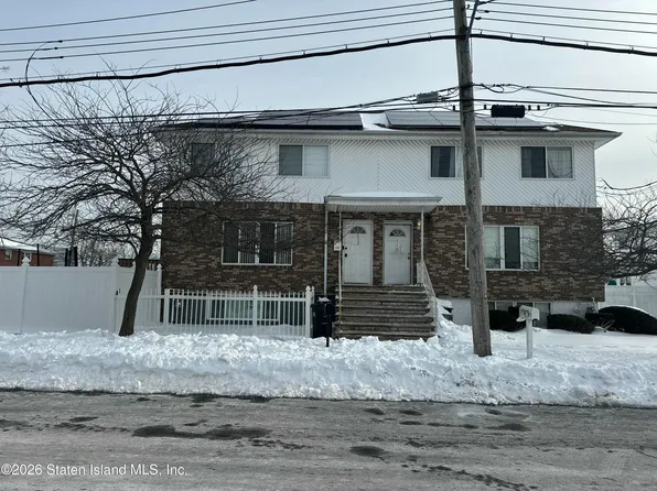 512 Riga St, Staten Island, NY 10306