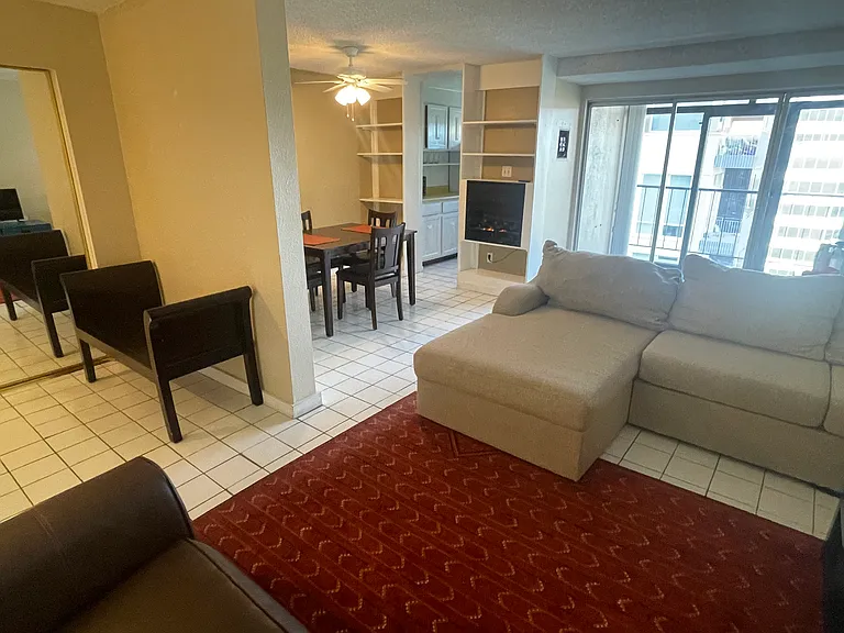 2 Adams St #1107 — Photo 6