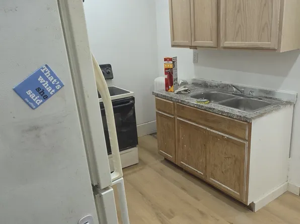 244 S Oak St #2, Mount Carmel, PA 17851