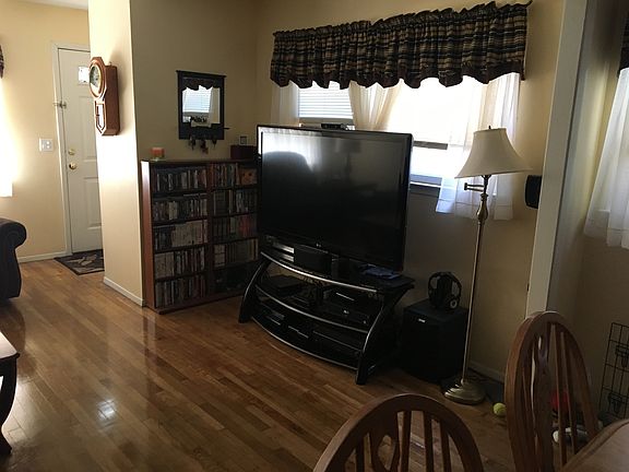 4th image of 137 Lamport Blvd