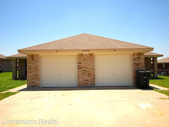 2nd image of 2708 Lucille Dr #B