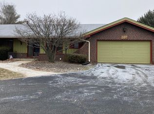 1031 Nassau Pkwy, Rockford, IL 61107