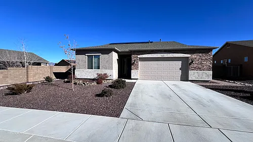 5681 N Bay Hill Ct Photo 1
