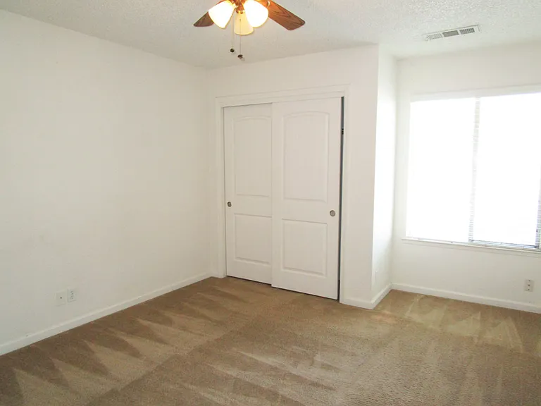 1061 N White St #C — Photo 11