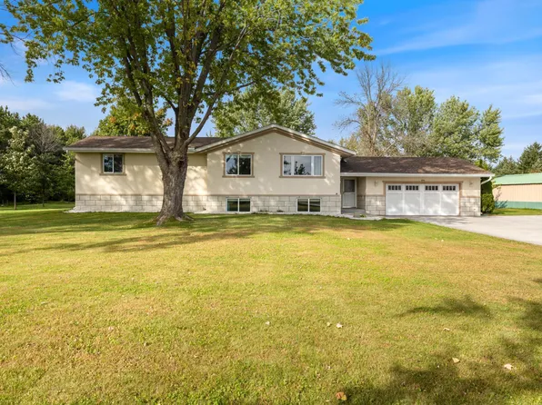 7050 177th St N, Hugo, MN 55038