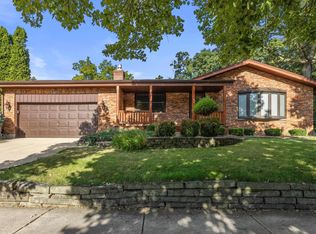 8928 42nd Ct, Kenosha, WI 53142