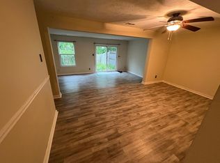 145 Villa Knoll Ct #145, Sicklerville, NJ 08081