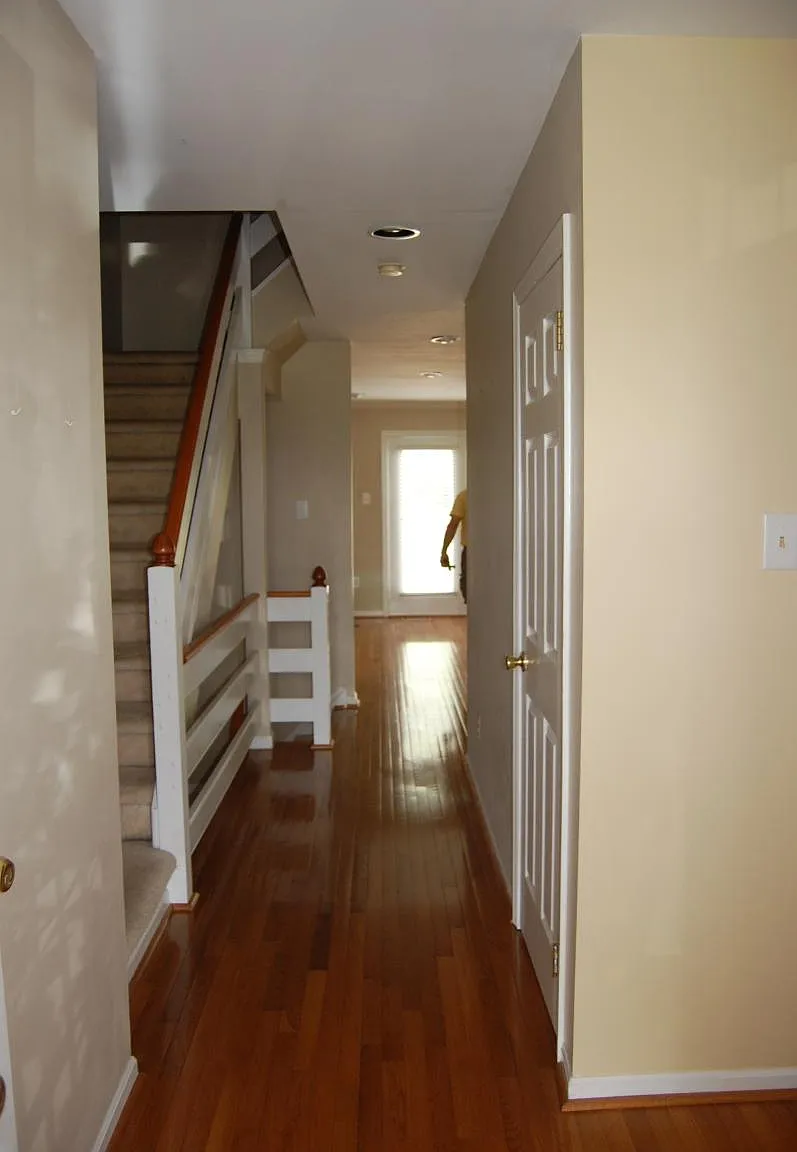 4 bed, 2.5 bath, 2354 sqft, $2,900 — Photo 3