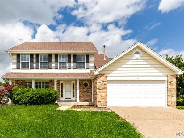 200 Kylewood Ct, Ballwin, MO 63021