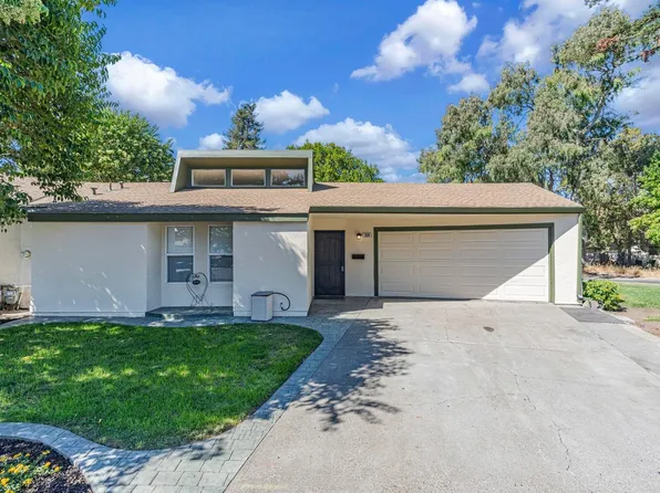 934 W 9th Street, Santa Rosa, CA 95401
