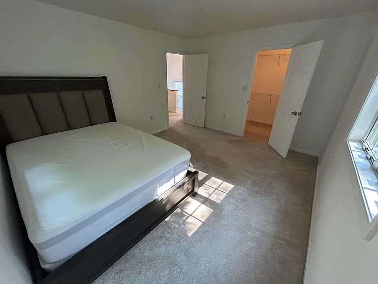 407 Walnut Grove Rd — Photo 16