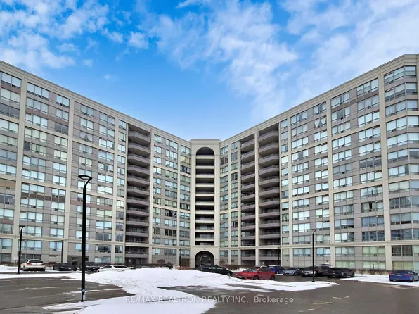 9017 Leslie St #Penthouse 10, Richmond Hill, ON L4B 4R8