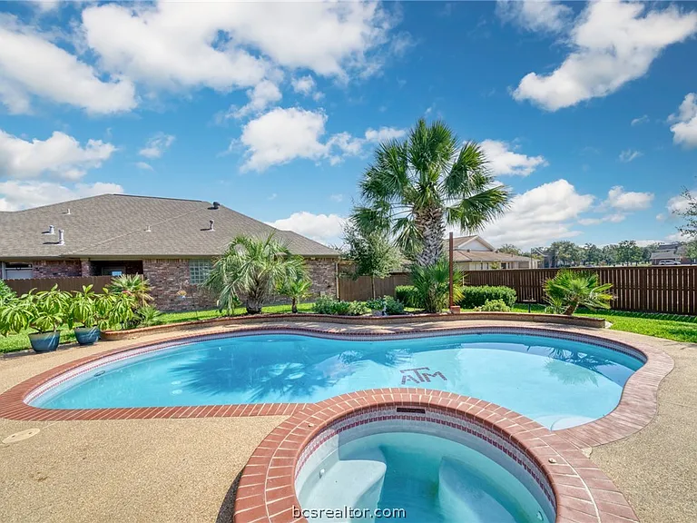 602 Clovis Ct — Photo 31
